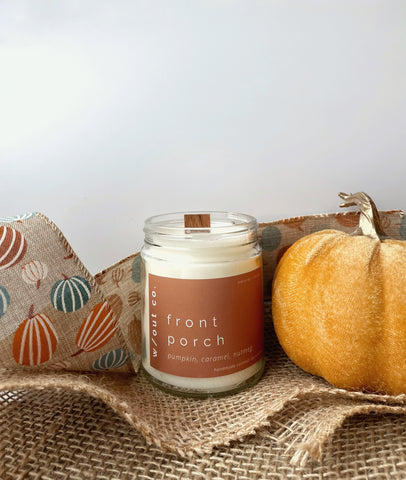 Front Porch candle - pumpkin, caramel, nutmeg