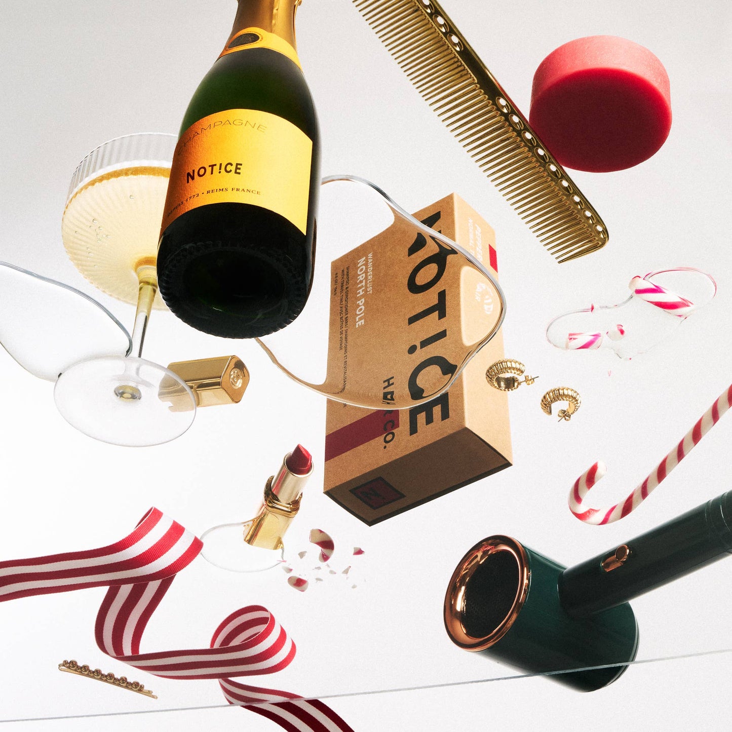 NORTH POLE TRAVEL SET - WH