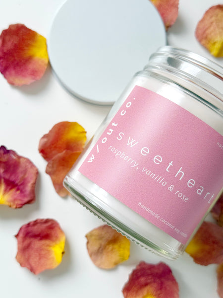 Sweetheart candle - raspberry, vanilla & rose