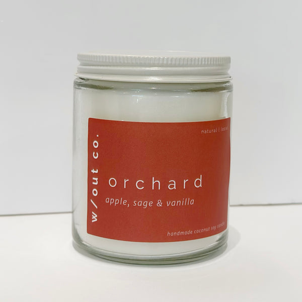 Orchard candle - apple, vanilla, sage