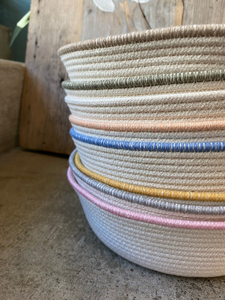 Handmade cotton rope bowl - medium